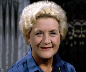 Mollie Sugden.jpg