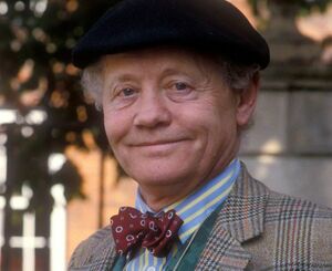 Dudley Sutton.jpg